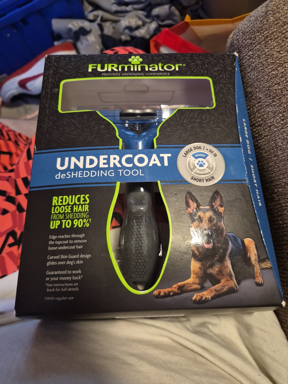FURminator Undercoat deShedding Tool - Blue & Black Grip